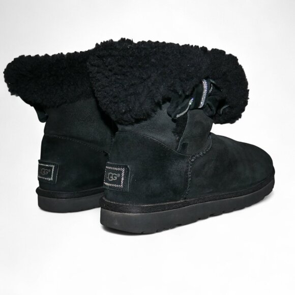 Ugg Jackee Sheepskin Swarovski Crystal Short Boots Women’s Size 9 Black Bow EUC - Picture 6 of 14